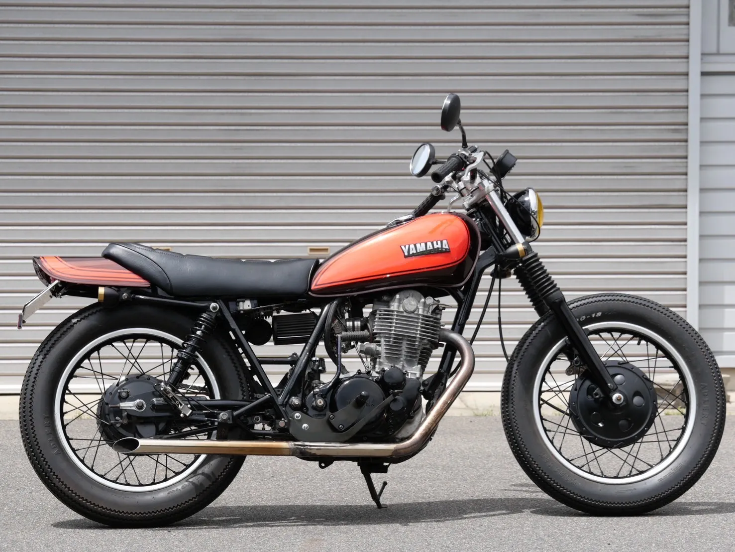 YAMAHA　SR400