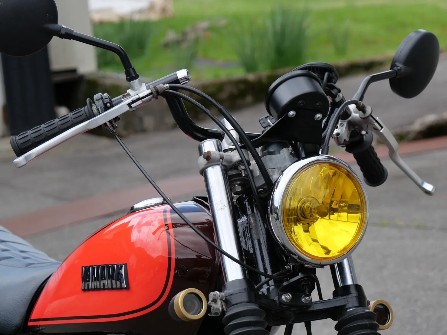 YAMAHA　SR400