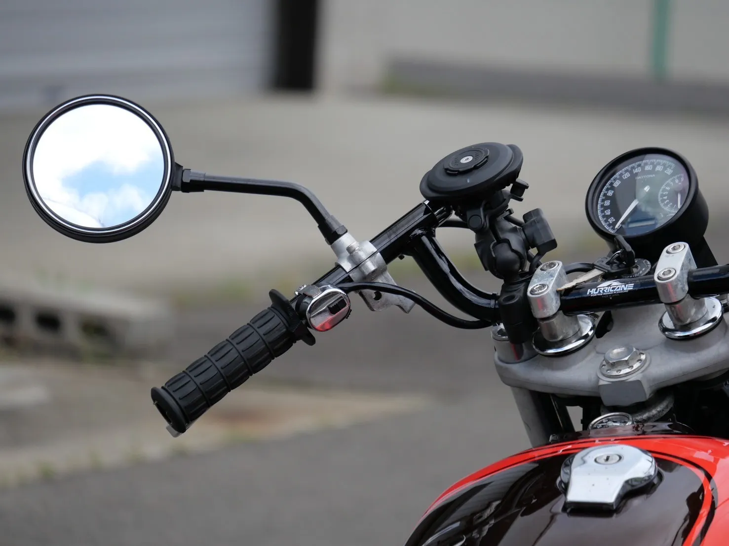 ハリケーンのコンドルハンドルを使用