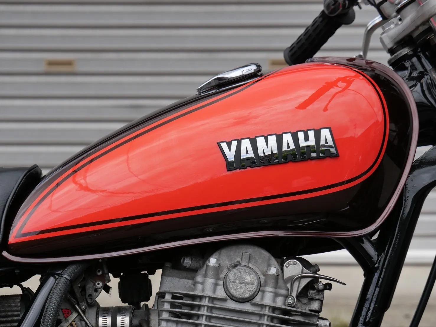 YAMAHA　SR400