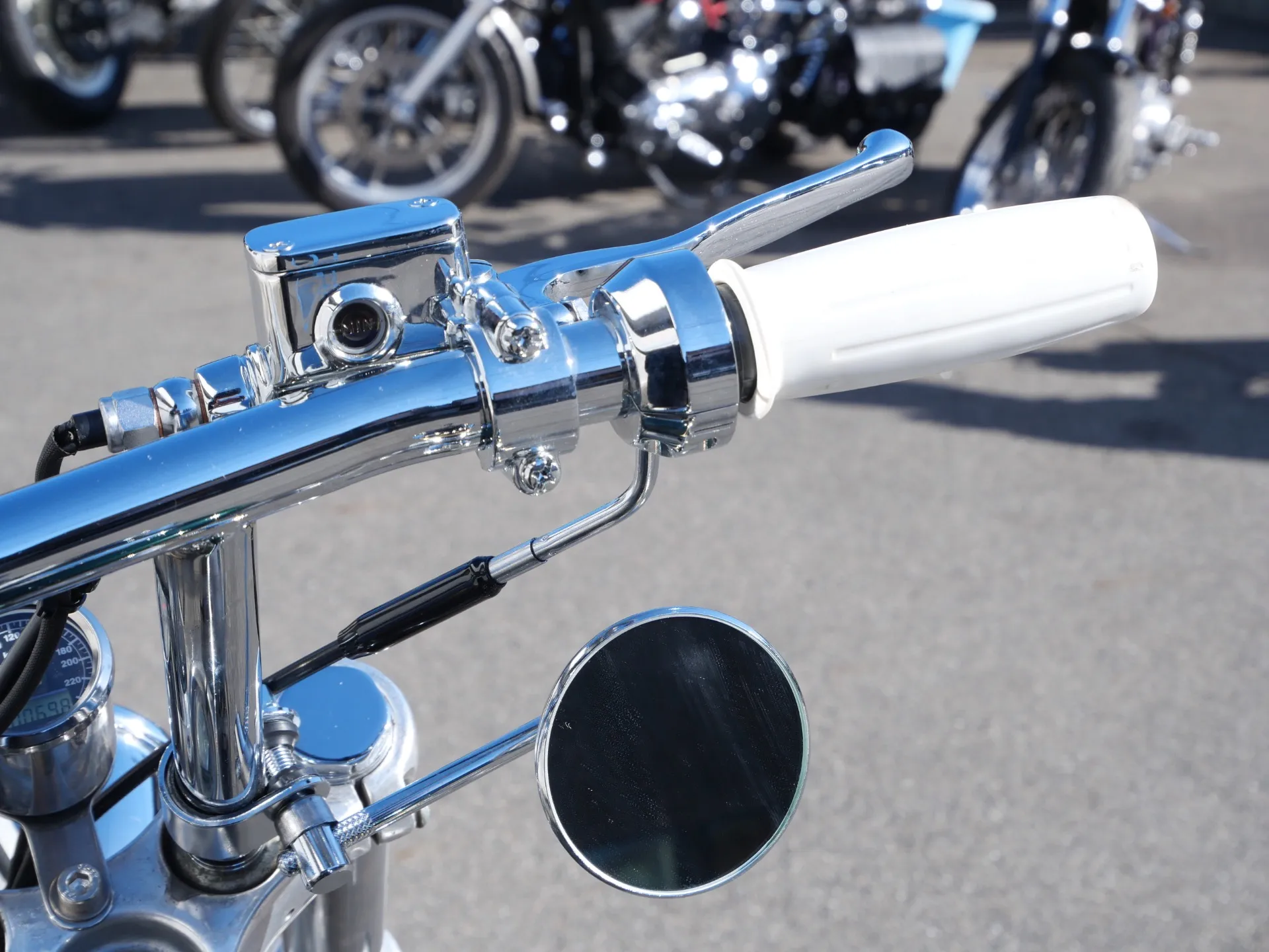 Harley-Davidson　XLH883