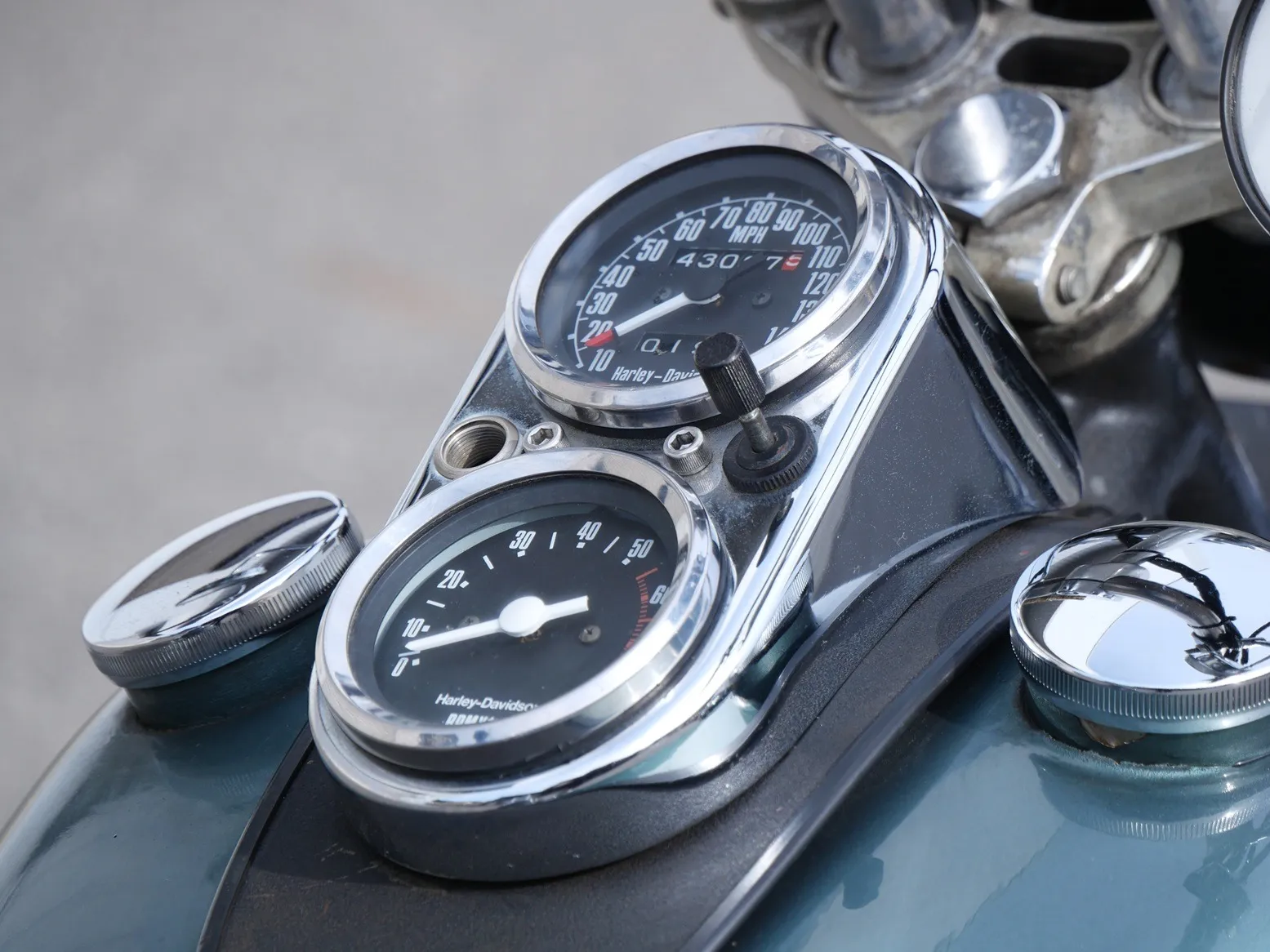 【Thank you SOLD OUT】Harley-Davidson　1977年　FXS1200　Low Rider