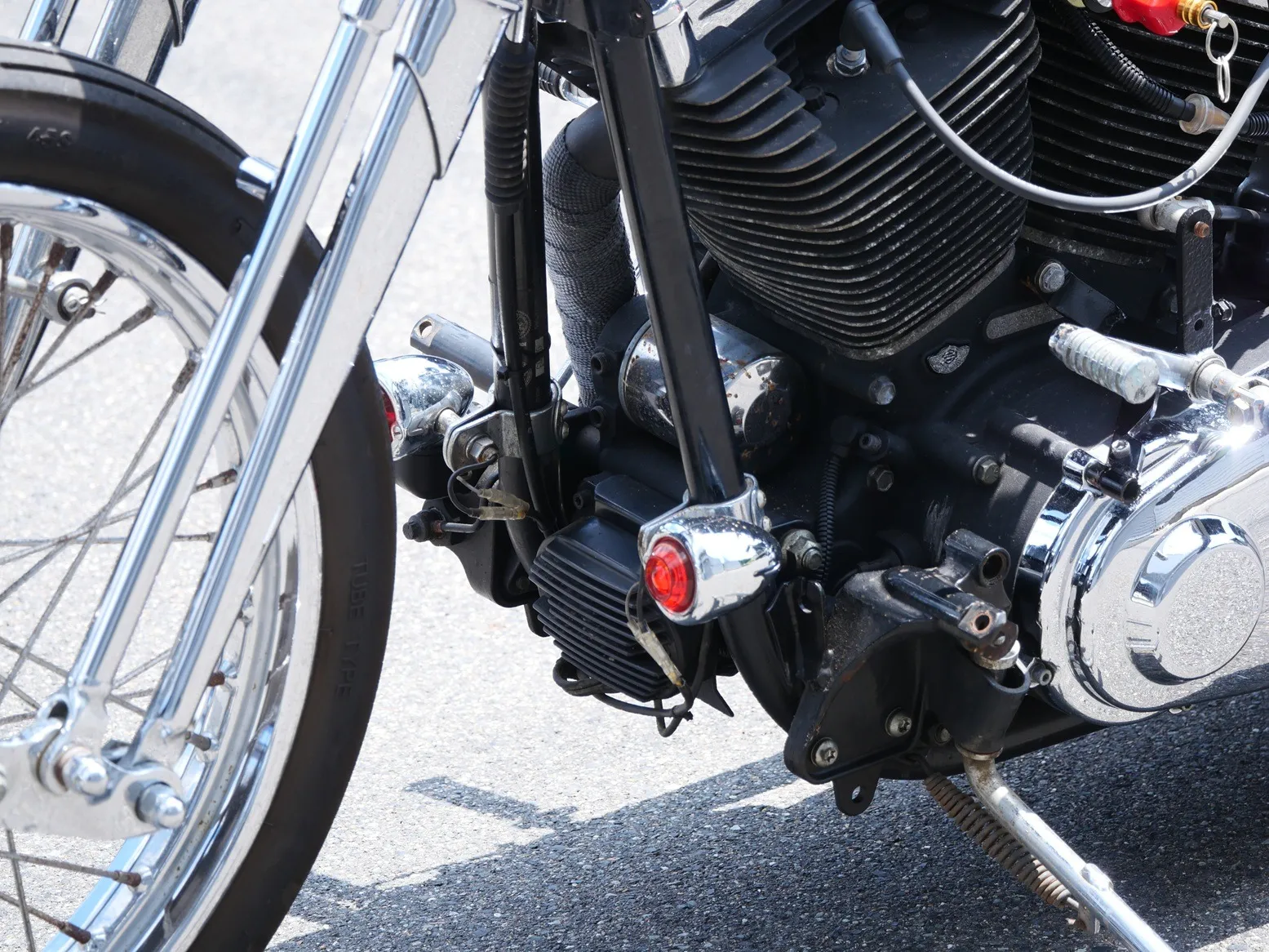 クラシックな砲弾型ウィンカー。