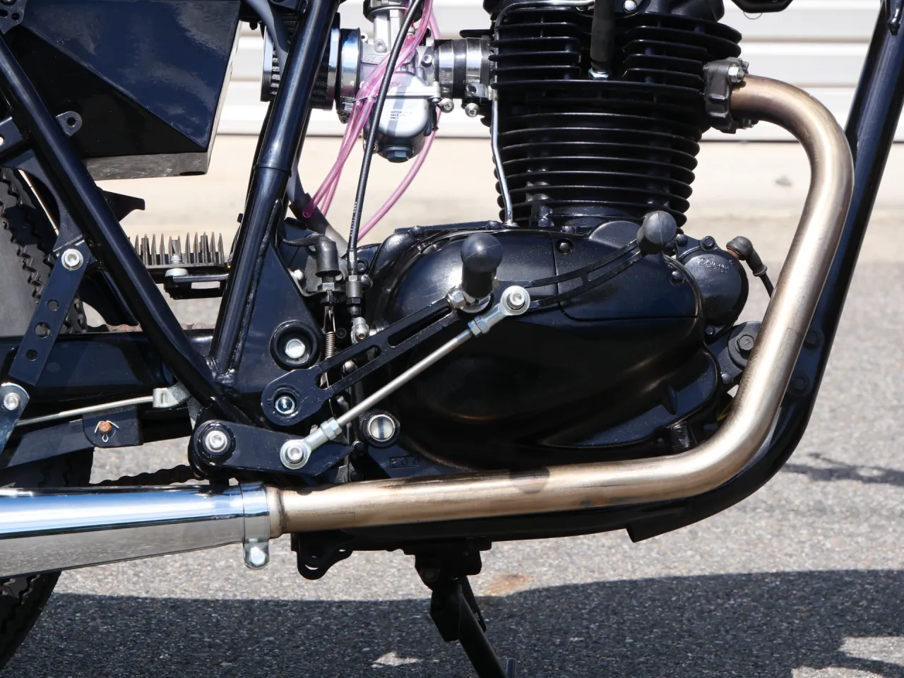 KAWASAKI 250TR